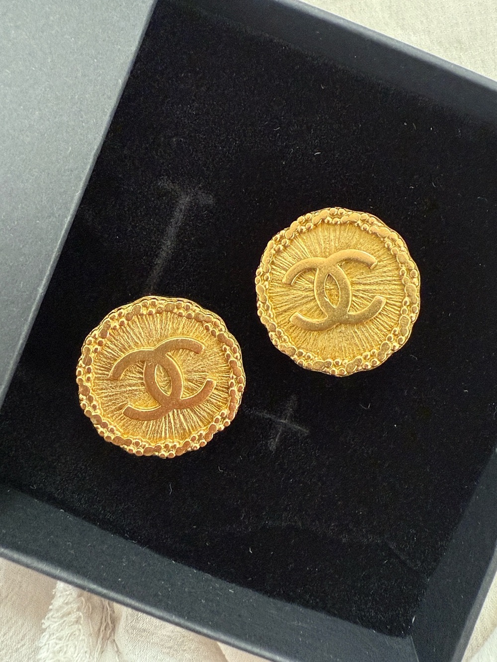 Chanel Vintage Gold Earrings - Picture 1 of 13